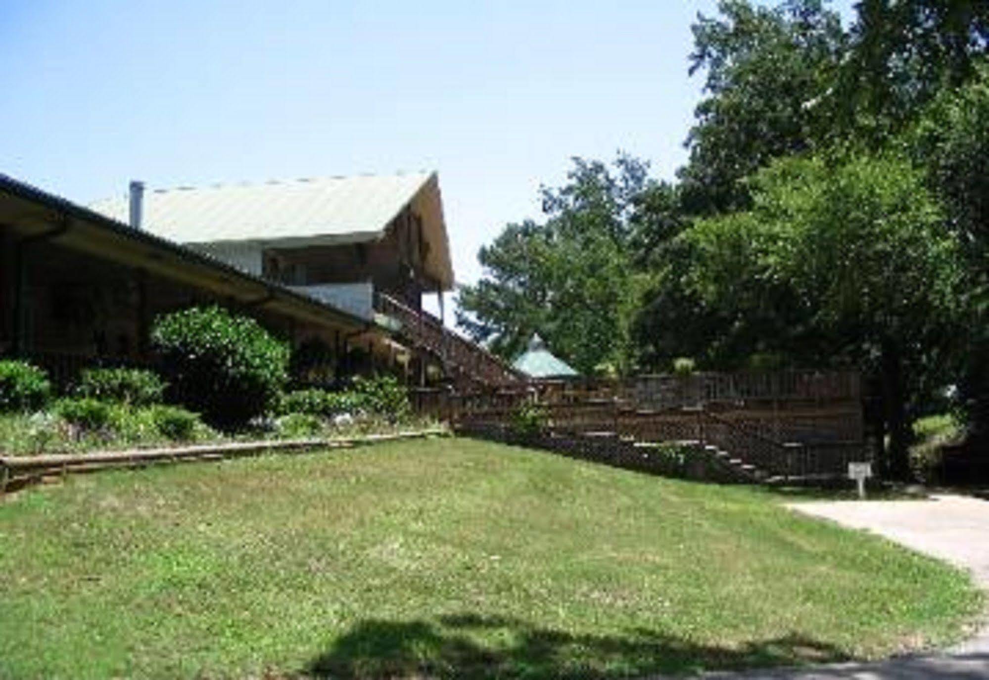 Pine Creek Country Inn Nacogdoches Exterior photo